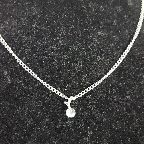 Silver cherry style necklace - Picture 1 of 5